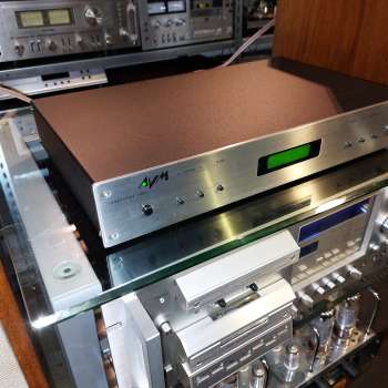 Preview: AVM Tuner Competition Front Alu gebürstet digital mit Kabel Eingang